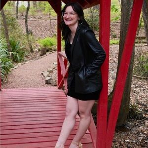 Meet your Posher, Carrie